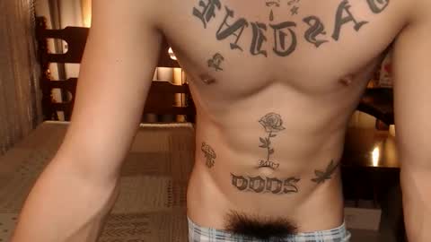 Snapshot of justine_hunk chatting on September 10, 6:47 am justine_hunk online show from September 10, 6:47 am