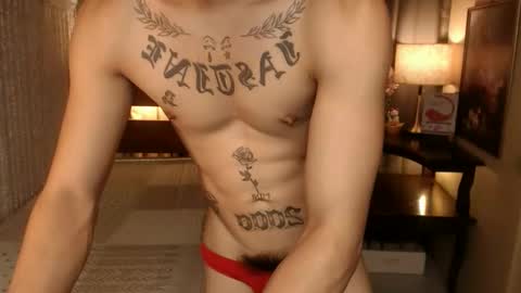 Snapshot of justine_hunk chatting on October 17, 6:06 am justine_hunk online show from October 17, 6:06 am