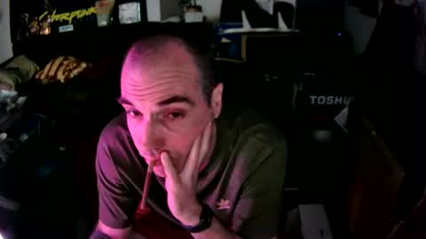 Snapshot of justinelsmith chatting on February 9, 9:37 am justinelsmith online show from February 9, 9:37 am