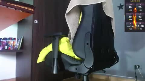 Justinsc online show from February 16, 6:39 pm