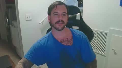 Snapshot of justintym69 chatting on February 5, 10:11 pm justintym69 online show from February 5, 10:11 pm