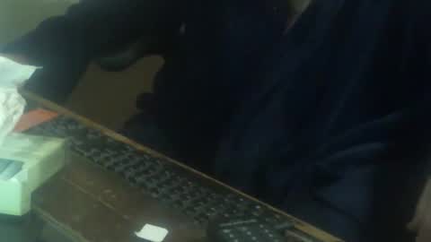 justmeohio online show from November 19, 3:06 am