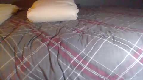 Snapshot of justpatrick32 chatting on December 20, 3:25 am Patrick online show from December 20, 3:25 am