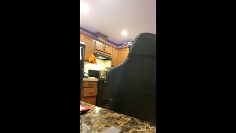 justus0624 online show from March 19, 3:45 am