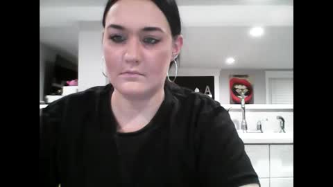 justus1897 online show from March 4, 1:01 am