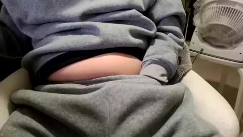 KI e697a5e69cac online show from November 10, 4:43 pm