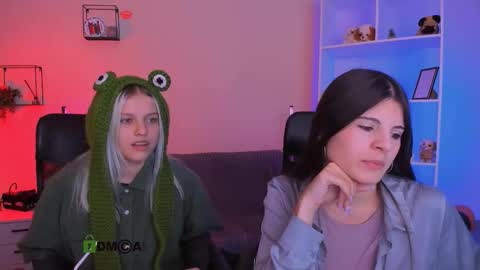 kaela_spell_ online show from November 7, 8:00 pm