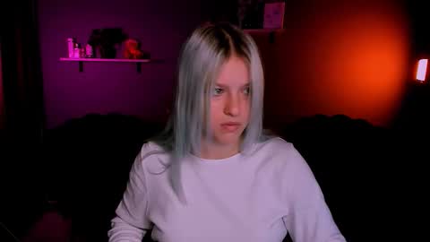 kaela_spell_ online show from October 17, 1:04 pm