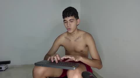Snapshot of kai_lord_ chatting on October 2, 12:31 am Kai online show from October 2, 12:31 am