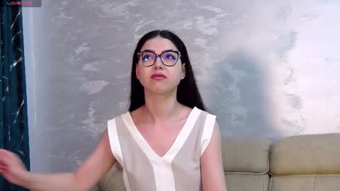 Kaila Lewis online show from June 28, 6:59 pm
