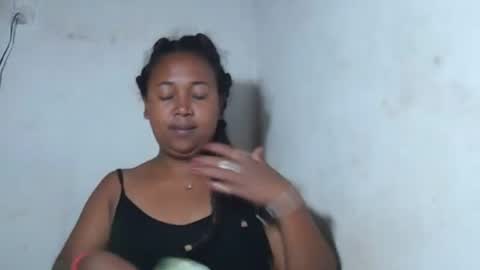Snapshot of kaillah chatting on October 16, 11:10 am kaillah online show from October 16, 11:10 am