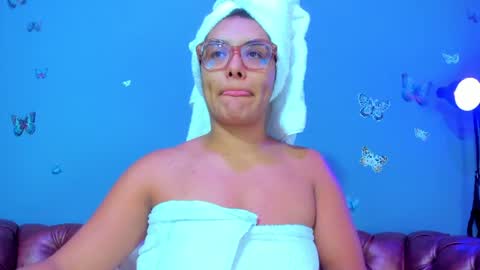 kaira_mosse_ online show from June 16, 11:58 am