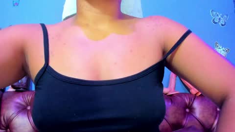 kaira_mosse_ online show from May 31, 12:15 pm