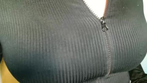 Kaitlin online show from April 21, 10:33 am