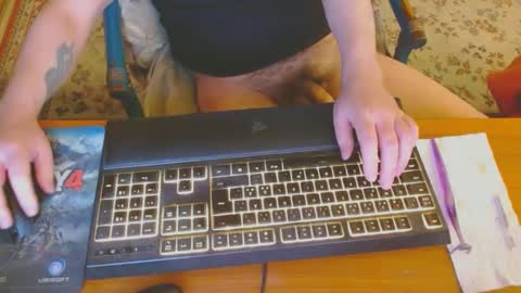 Leon online show from January 26, 2:30 pm