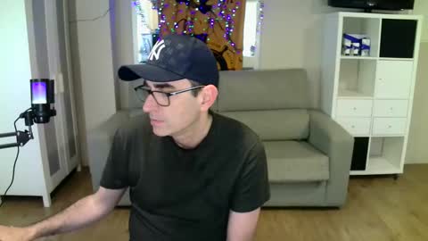 Snapshot of kalem48 chatting on March 12, 9:02 am MusicMen49 online show from March 12, 9:02 am