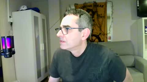 Snapshot of kalem48 chatting on January 17, 1:57 am MusicMen49 online show from January 17, 1:57 am