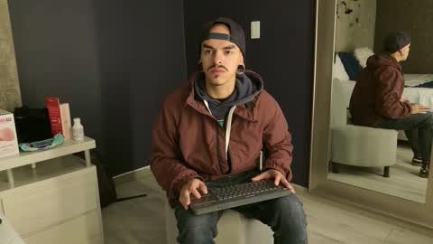 Kale online show from October 24, 11:11 am