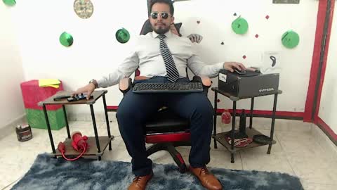 Kaleth online show from March 29, 2:02 am