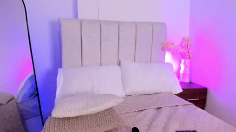 Kali Bloom  online show from May 9, 11:55 pm