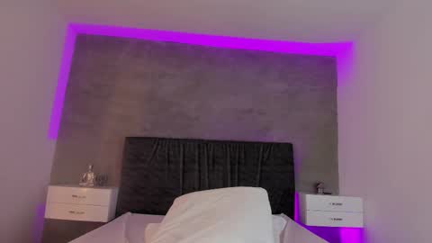 Carolina   online show from March 12, 11:33 pm