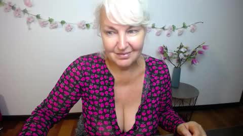 KamaliaSim online show from September 19, 6:33 pm