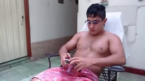 Snapshot of kamenov00 chatting on September 8, 3:22 pm kamenov00 online show from September 8, 3:22 pm