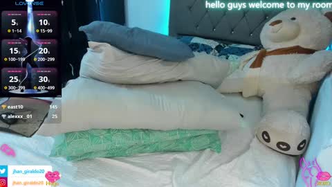 Snapshot of kami_22 chatting on February 18, 1:44 pm camilo independent model online show from February 18, 1:44 pm