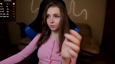 Kami mur online show from March 8, 9:40 pm