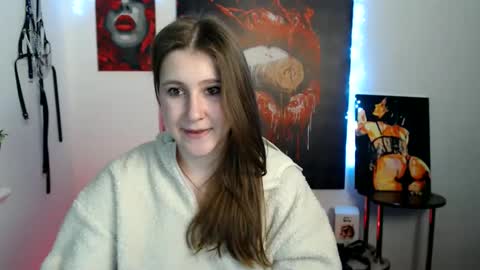 kamilla_love_ online show from March 18, 2:23 pm