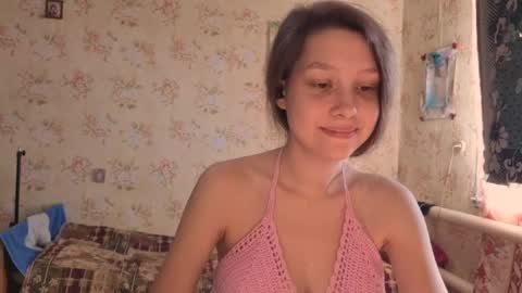 Snapshot of kamisalling chatting on October 12, 7:12 am Mari Simmons online show from October 12, 7:12 am