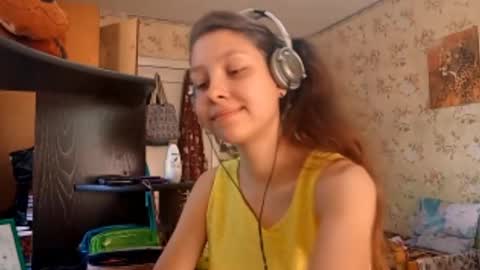 Snapshot of kamisalling chatting on September 26, 7:05 am Mari Simmons online show from September 26, 7:05 am