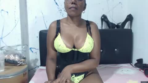 Paola online show from March 24, 7:20 pm