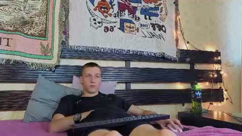 Kano and Kandy online show from July 3, 2:38 am