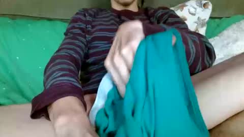 Snapshot of kaonashi69 chatting on October 12, 6:43 pm kaonashi69 online show from October 12, 6:43 pm