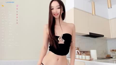 Snapshot of kaori_me chatting on October 24, 6:36 am Dju online show from October 24, 6:36 am