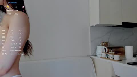 Snapshot of kaori_me chatting on October 27, 6:57 am Dju online show from October 27, 6:57 am