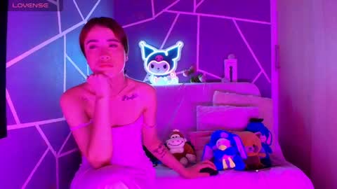 kaoriille online show from April 25, 1:41 pm