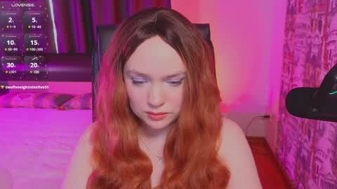 Snapshot of kari_lunna chatting on February 5, 6:35 am Karoline online show from February 5, 6:35 am