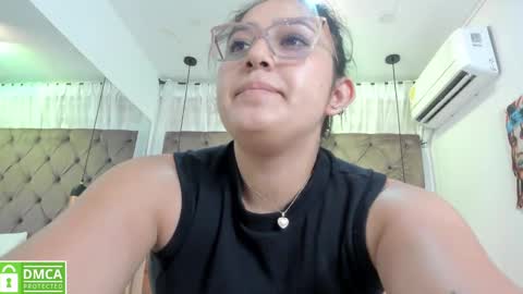 kariina___ online show from March 10, 3:12 am