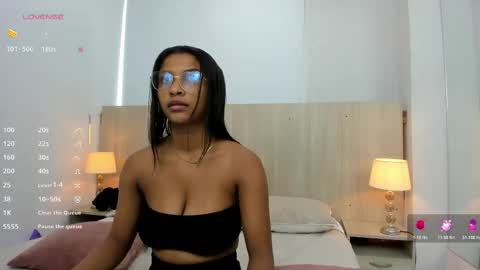 Karina Calderon online show from May 23, 11:50 am