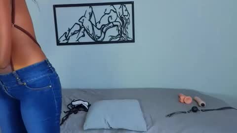 karina_lopez7 online show from February 15, 3:00 pm