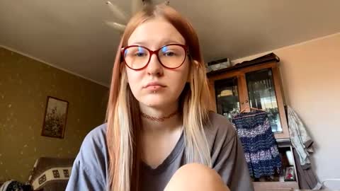 Karina online show from March 23, 8:30 am