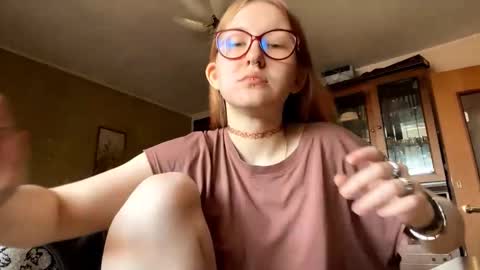 Karina online show from March 18, 8:09 am