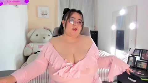 Karla Lane  online show from May 17, 2:32 am