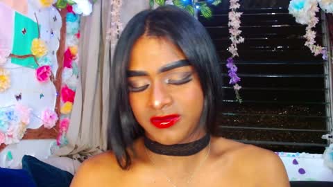 Snapshot of karly_coffe chatting on February 7, 4:27 am KARLY. online show from February 7, 4:27 am