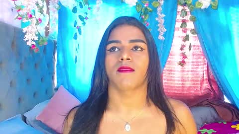 Snapshot of karly_coffe chatting on September 17, 11:57 am KARLY. online show from September 17, 11:57 am