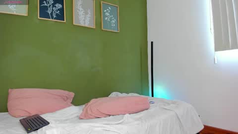 Karlye online show from April 9, 8:36 pm