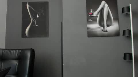   online show from January 17, 5:33 pm