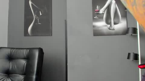   online show from March 5, 6:39 pm